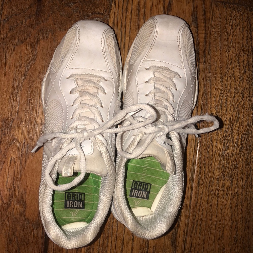 Varsity cheer shoes